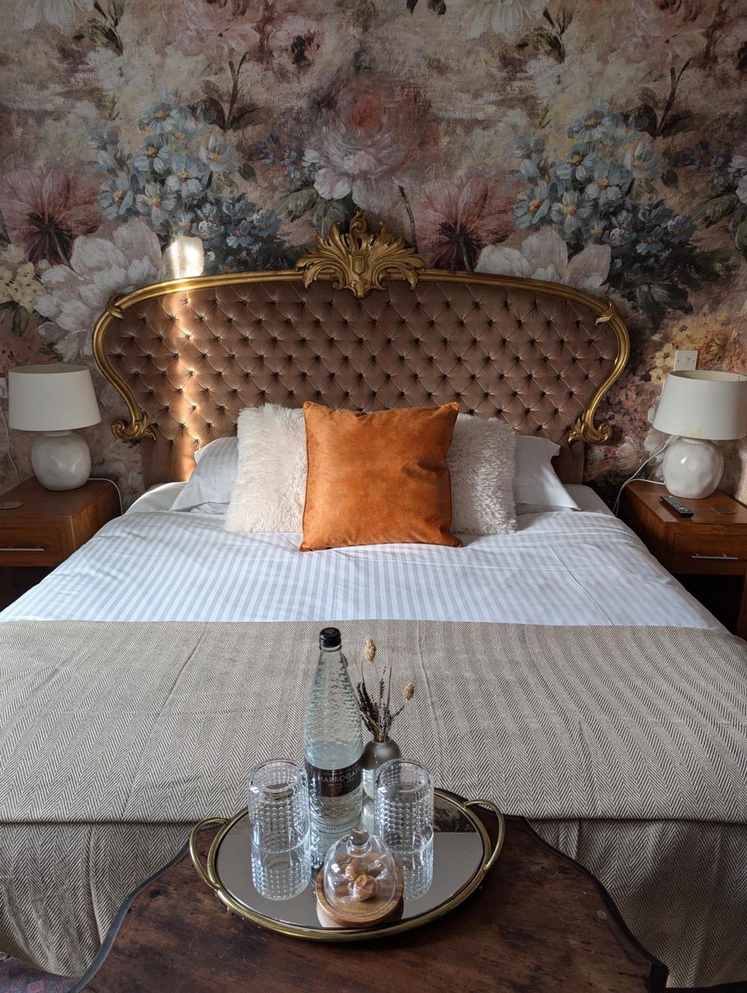 The Duke Hotel Hilmarton Ngoại thất bức ảnh