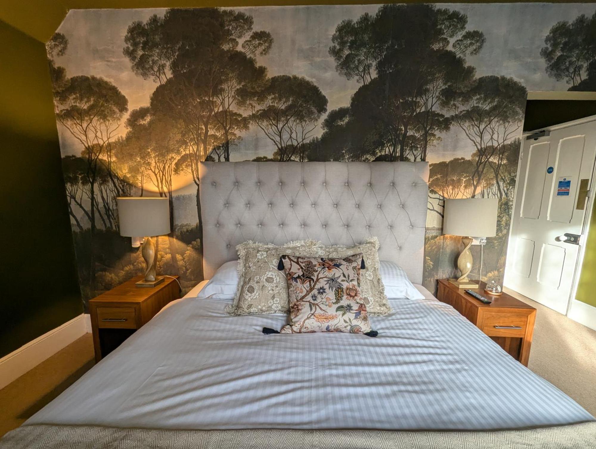 The Duke Hotel Hilmarton Ngoại thất bức ảnh
